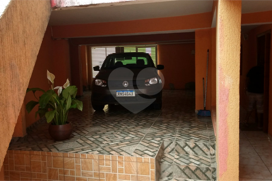 Sobrado à venda com 3 quartos, sendo 1 suíte, em Parada Inglesa, São Paulo, SP