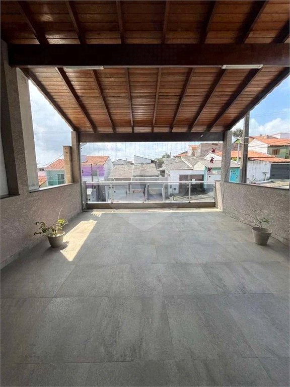 Sobrado à venda com 3 quartos, sendo 1 suíte,  em Vila Nova Cintra, Mogi das Cruzes, SP
