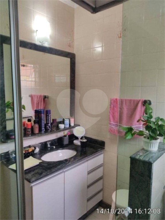 Casa à venda com 3 quartos em Jardim Santa Cruz (sacomã), São Paulo, SP