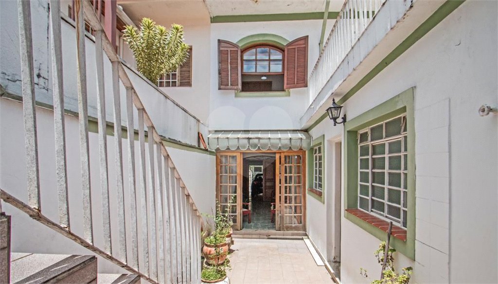 Sobrado à venda com 3 quartos em Cidade Monções, São Paulo, SP
