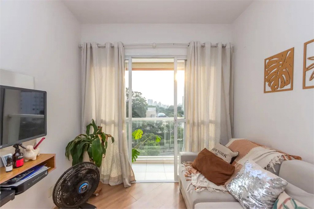 Apartamento à venda com 2 quartos, sendo 1 suíte, em Vila Clementino, São Paulo, SP