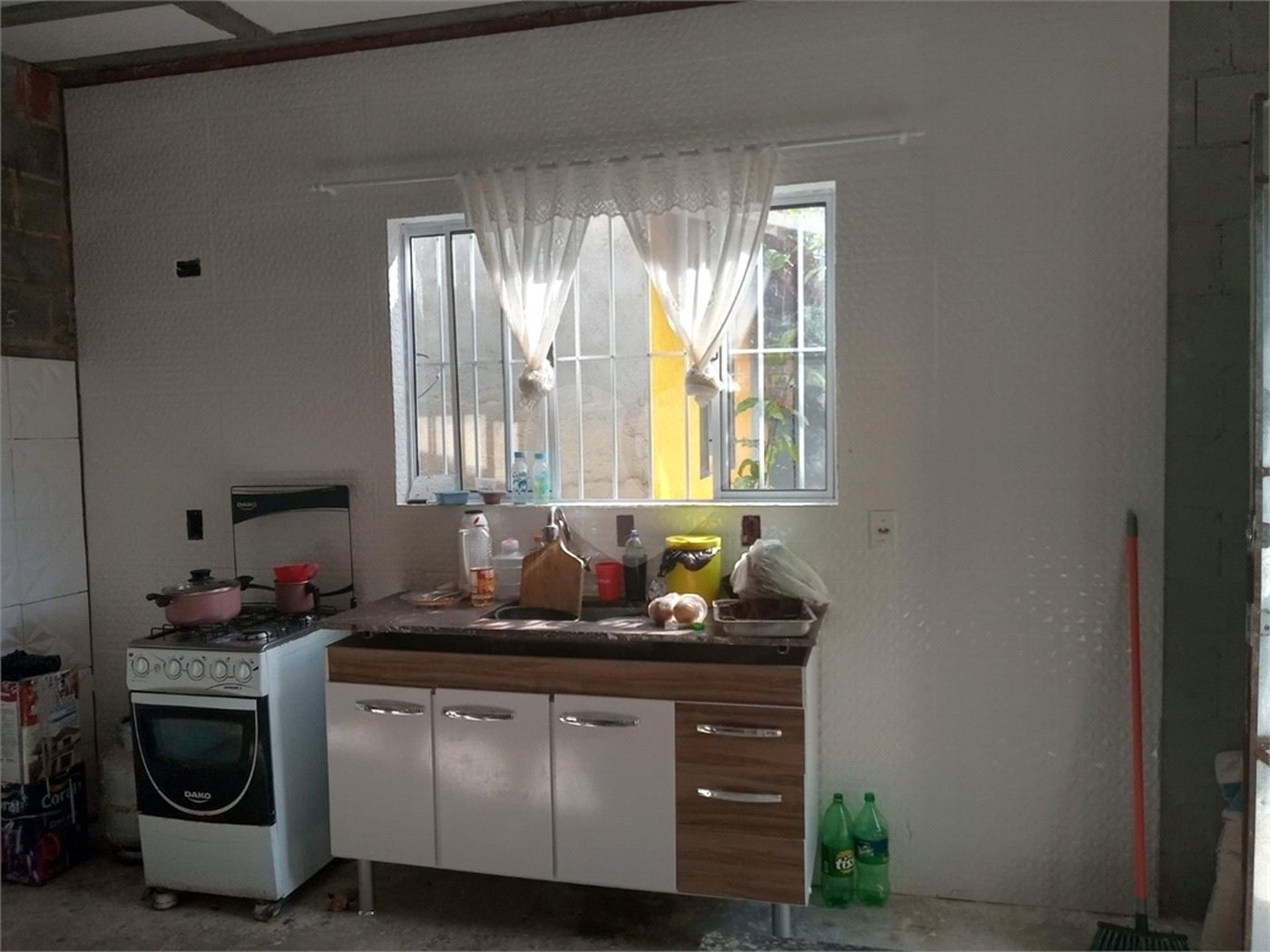 Casa à venda com 2 quartos, sendo 1 suíte,  em Vila São Paulo, Mogi das Cruzes, SP