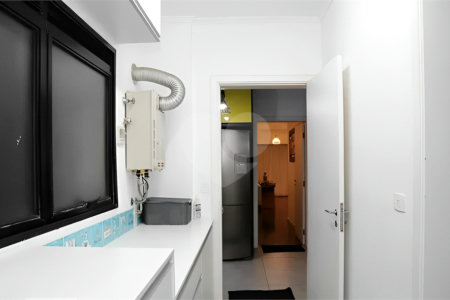 Apartamento à venda com 4 quartos, sendo 3 suítes,  em Real Parque, São Paulo, SP