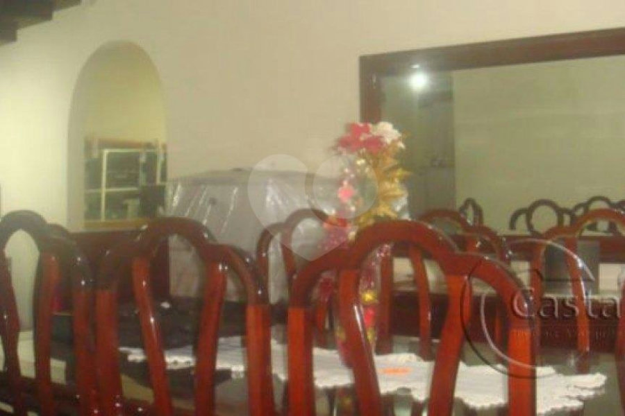 Sobrado à venda com 3 quartos, sendo 1 suíte, em Vila Prudente, São Paulo, SP