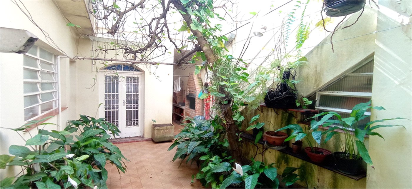 Sobrado à venda ou para alugar com 4 quartos, sendo 1 suíte, em Brooklin Paulista, São Paulo, SP