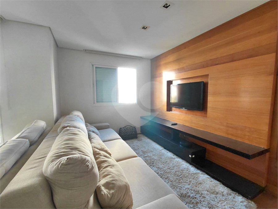 Apartamento à venda com 3 quartos, sendo 1 suíte,  em Vila Romana, São Paulo, SP