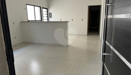 Casa à venda com 2 quartos, sendo 1 suíte,  em Jardim Anhangüera, Ribeirão Preto, SP