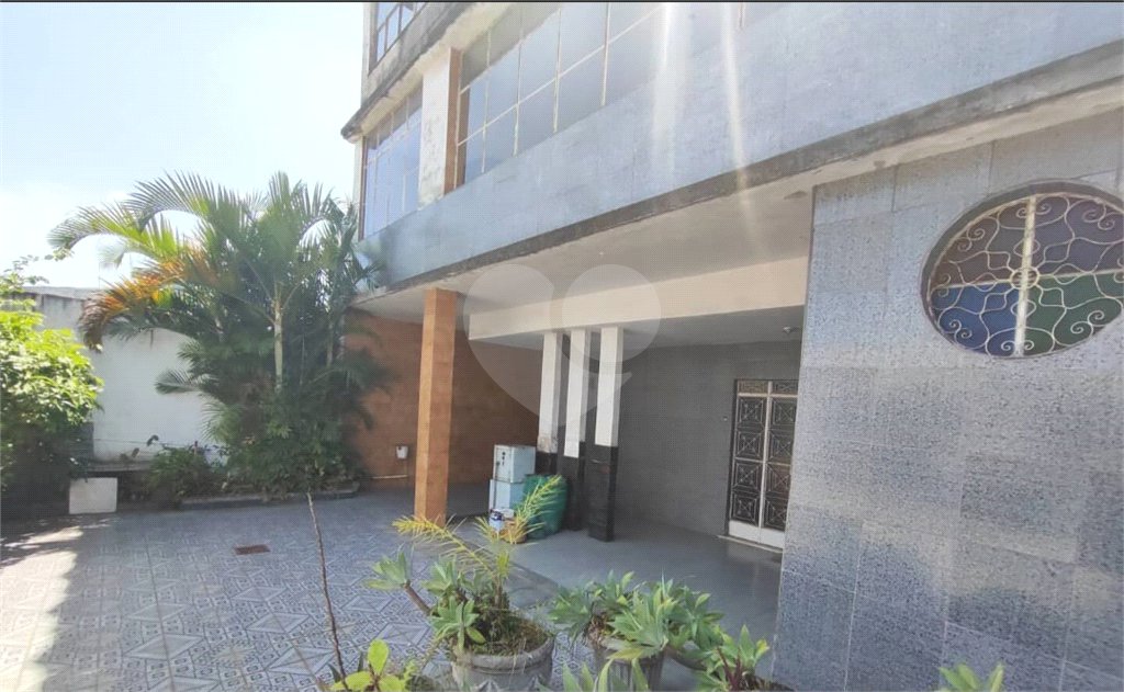 Casa à venda com 3 quartos, sendo 1 suíte, em Santa Cruz, Rio de Janeiro, RJ