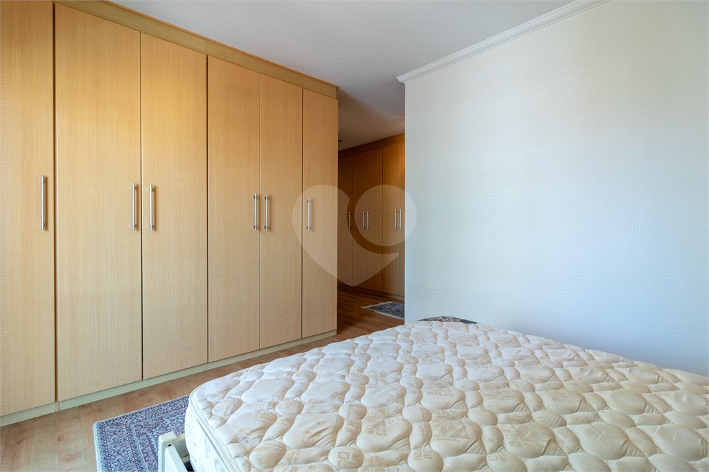 Apartamento à venda com 4 quartos, sendo 3 suítes, em Brooklin Paulista, São Paulo, SP