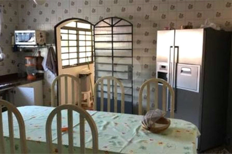 Casa à venda com 4 quartos, sendo 1 suíte, em Vila Galvão, Guarulhos, SP