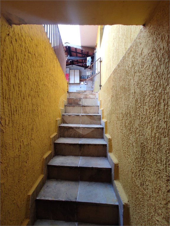 Casa à venda com 4 quartos, sendo 1 suíte, em Vila Galvão, Guarulhos, SP
