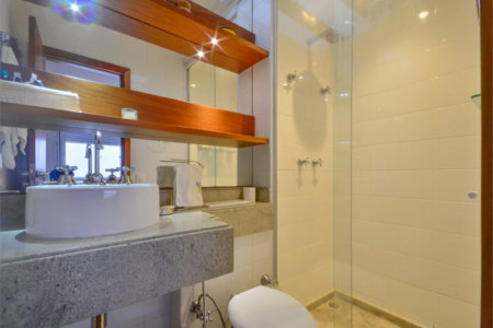 Casa à venda com 5 quartos, sendo 4 suítes, no condomínio Espaço Mobile - Real Parque, São Paulo - SP