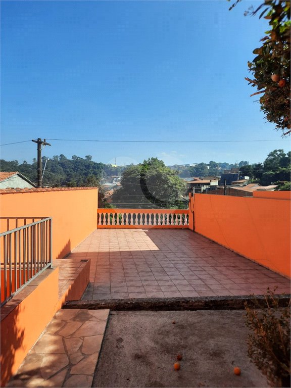 Sobrado à venda com 3 quartos, sendo 1 suíte, em Portal da Primavera, Cotia, SP