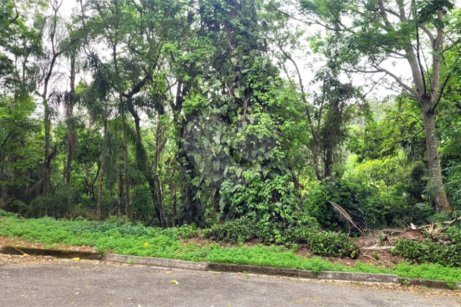 Terreno à venda no condomínio Sausalito, Mairiporã - SP