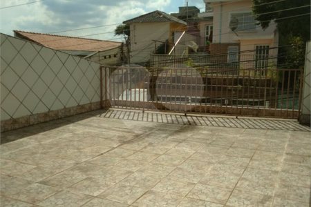 Sobrado à venda com 3 quartos, sendo 1 suíte, em Chora Menino, São Paulo, SP
