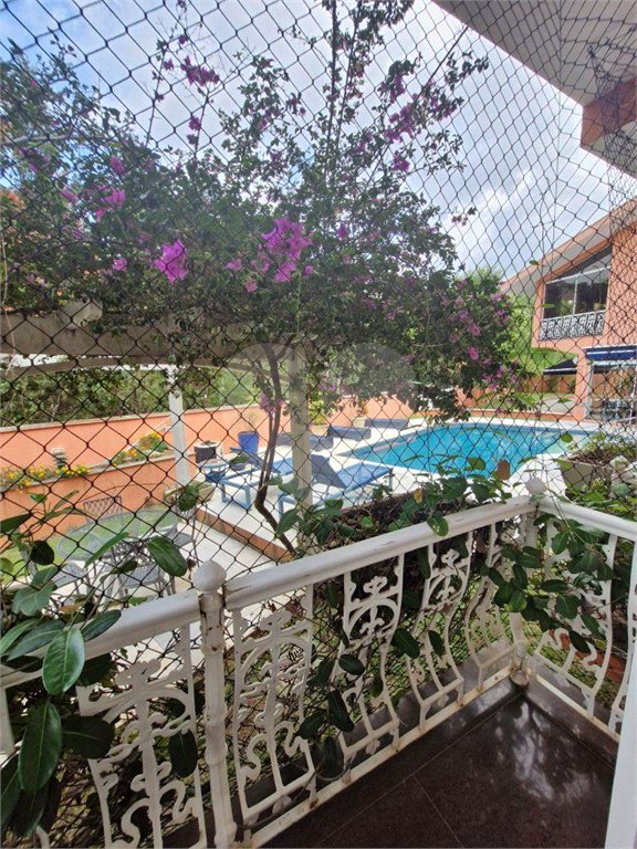 Casa à venda com 4 suítes no condomínio Estância Marambaia, Vinhedo - SP