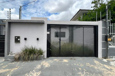Casa Térrea à venda com 3 quartos, sendo 1 suíte, em Jardim Califórnia, Cuiabá, MT