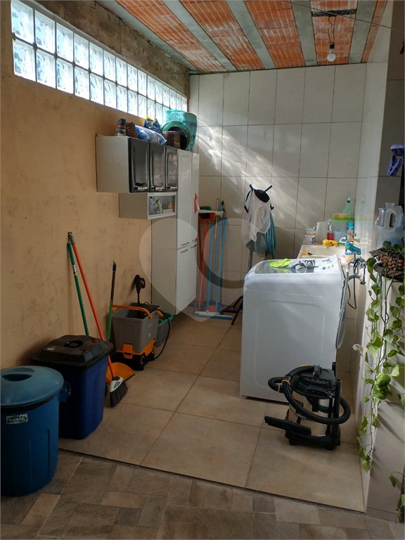Sobrado à venda com 3 quartos, sendo 1 suíte, em Tremembé, São Paulo, SP