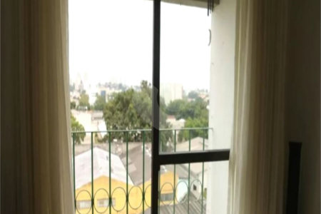Apartamento à venda com 2 quartos em Vila Liviero, São Paulo, SP