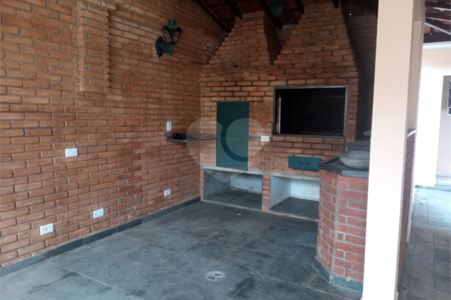 Casa à venda com 3 suítes em Lavapés, Mairiporã, SP