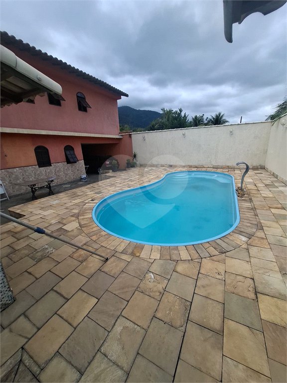 Casa à venda com 3 quartos, sendo 1 suíte, em Campo Grande, Rio de Janeiro, RJ
