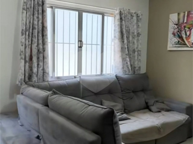 Sobrado à venda com 4 quartos, sendo 1 suíte,  em Vila Pirituba, São Paulo, SP