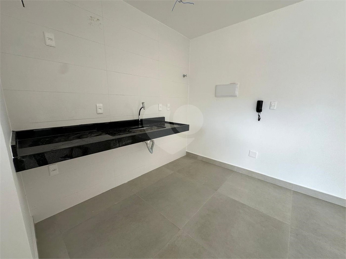 Apartamento à venda com 1 suíte em Ogiva, Cabo Frio, RJ