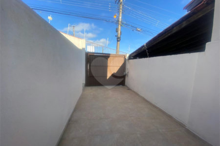 Casa à venda com 3 quartos, sendo 1 suíte,  em Vila Nova Cintra, Mogi das Cruzes, SP