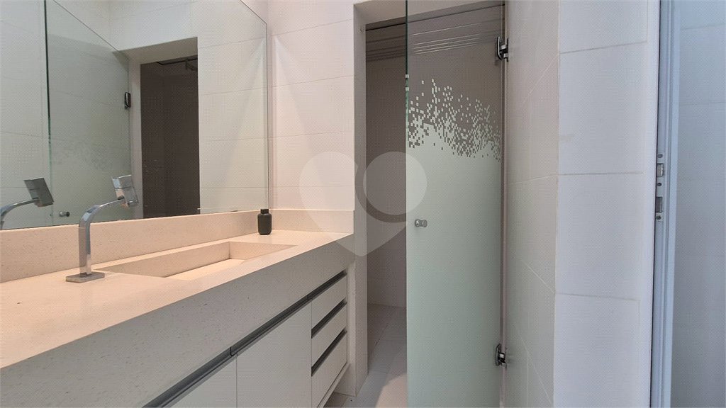 Casa à venda com 5 suítes no condomínio Lago Azul 1, Araçoiaba da Serra - SP