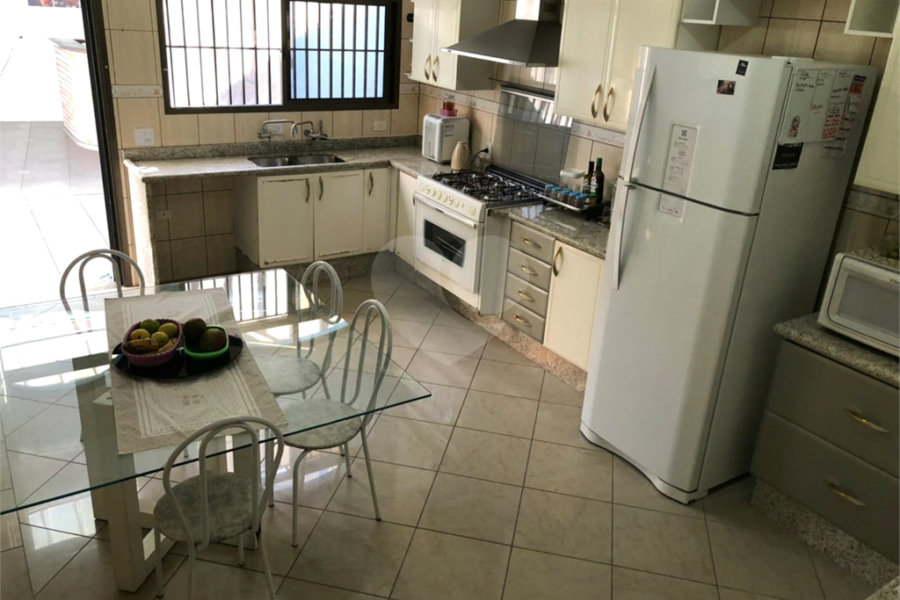 Casa Térrea à venda com 3 suítes em Jaçanã, São Paulo, SP