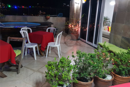 Cobertura à venda com 3 quartos, sendo 1 suíte, em Rio Comprido, Rio de Janeiro, RJ