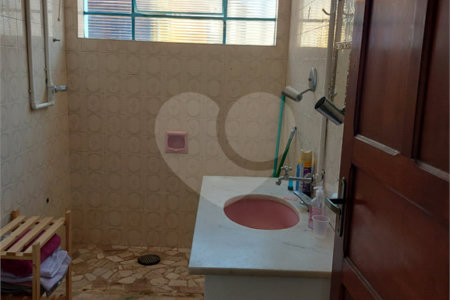 Casa à venda com 3 quartos em Anhangabaú, Jundiaí, SP