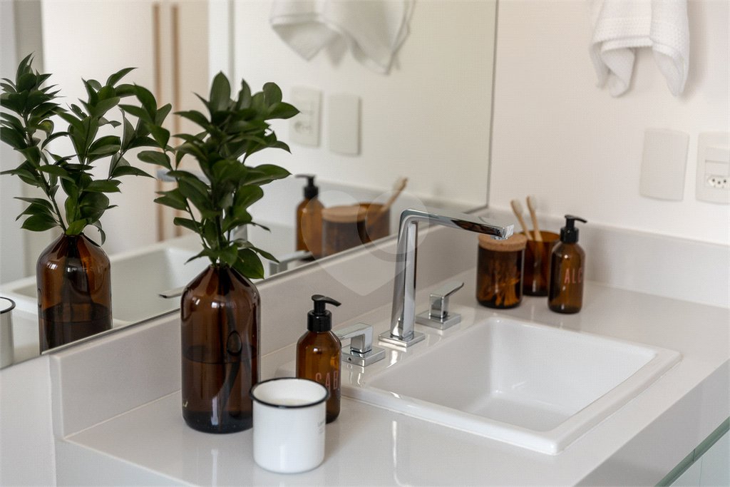 Apartamento à venda com 2 suítes em Vila Clementino, São Paulo, SP
