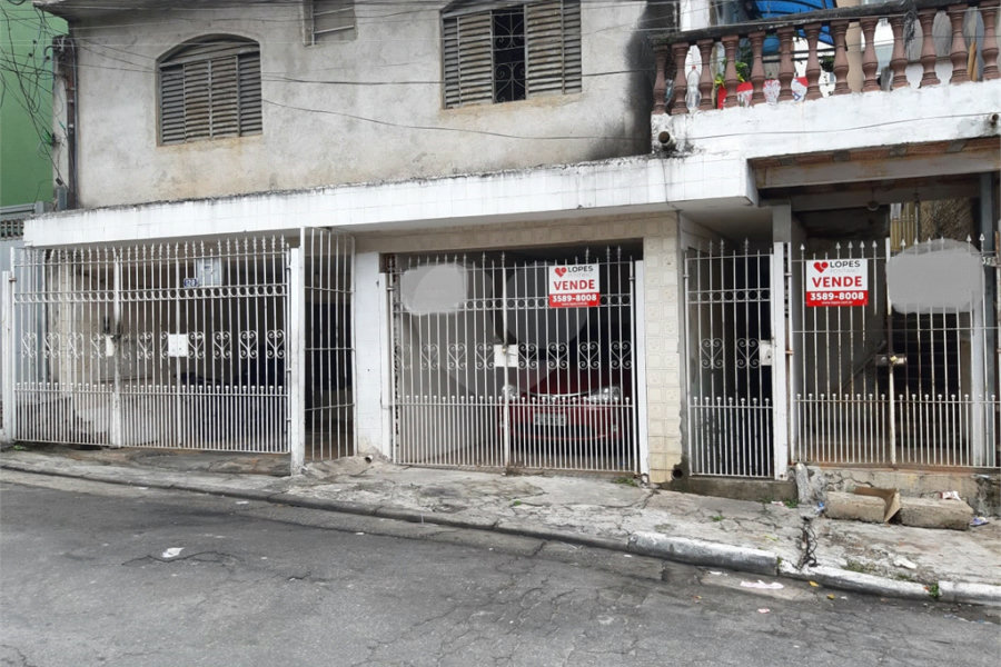 Sobrado à venda com 8 quartos no Brasilândia, São Paulo, SP