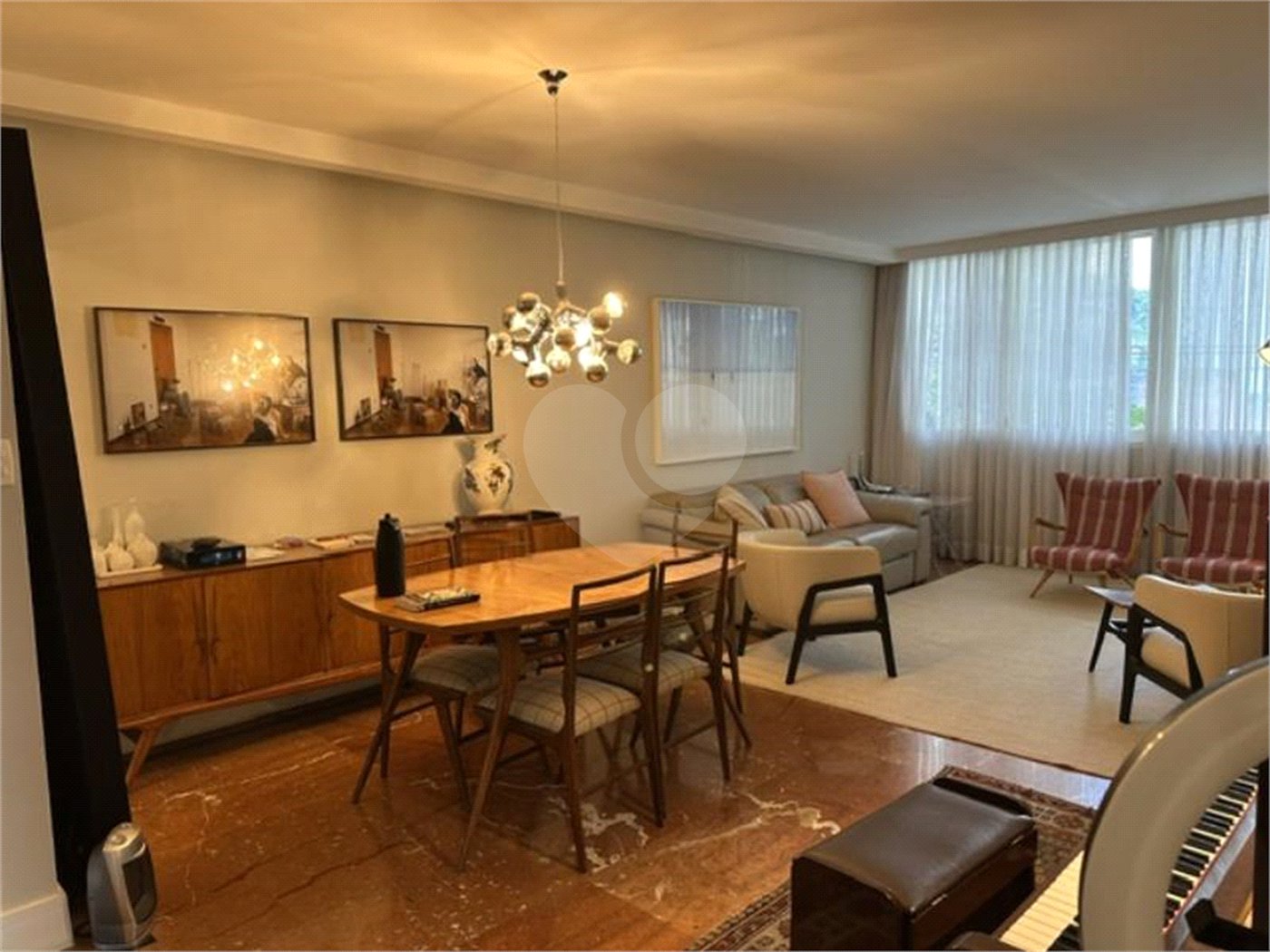 Apartamento à venda com 3 quartos, sendo 1 suíte,  em Cerqueira César, São Paulo, SP