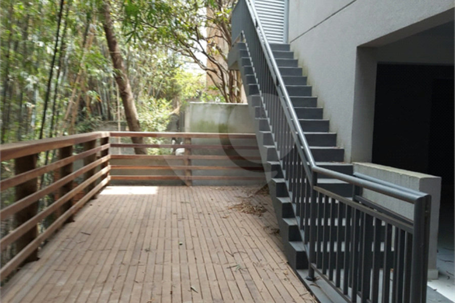 Casa à venda com 2 quartos no condomínio Esmeraldino, São Paulo - SP