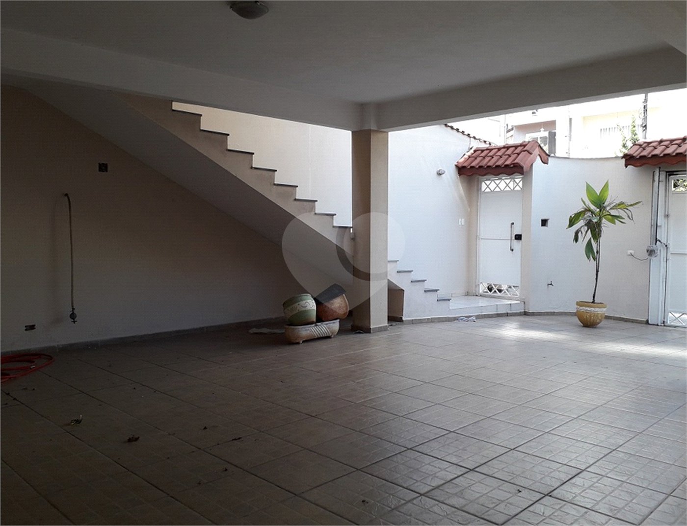 Sobrado à venda com 3 quartos, sendo 1 suíte, em Lar São Paulo, São Paulo, SP