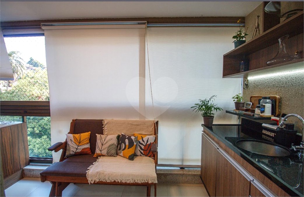 Apartamento à venda com 2 quartos, sendo 1 suíte, em Rio Comprido, Rio de Janeiro, RJ