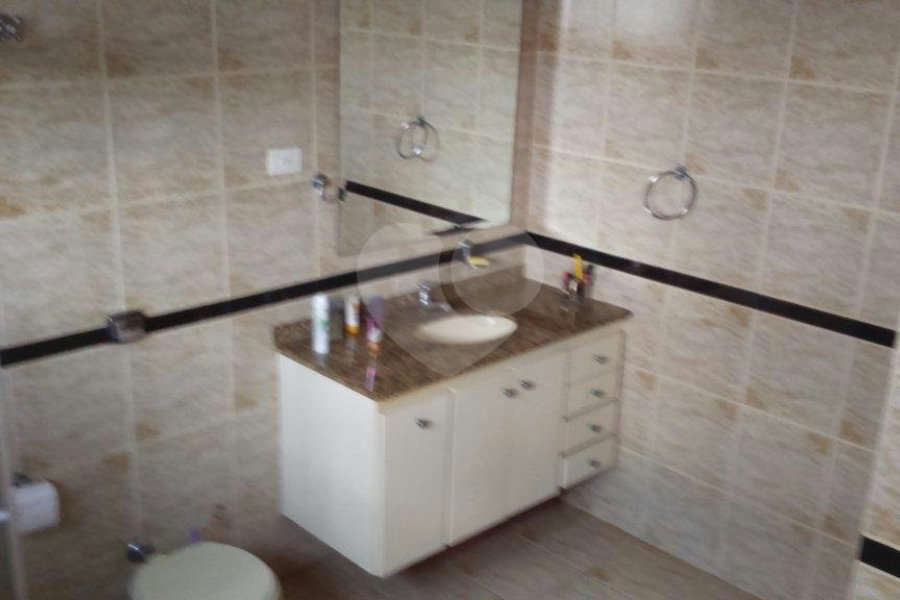 Sobrado à venda com 4 quartos, sendo 3 suítes, em Vila Maria Alta, São Paulo, SP
