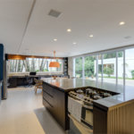 Casa Térrea à venda ou para alugar com 4 suítes em Alto da Boa Vista, São Paulo, SP