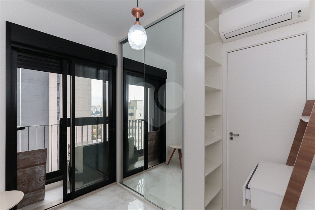 Apartamento à venda com 2 quartos, sendo 1 suíte, em Perdizes, São Paulo, SP
