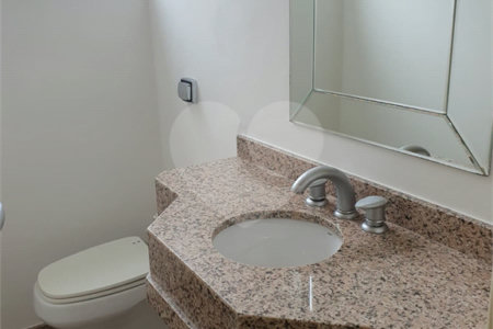 Casa à venda com 2 quartos, sendo 1 suíte,  no condomínio Flamboyant, São Paulo - SP