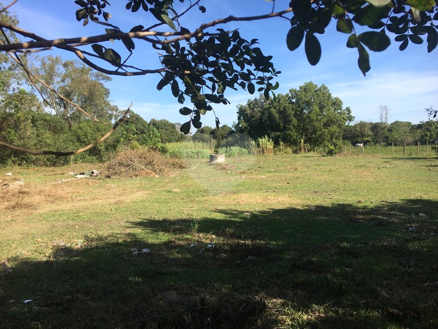 Terreno à venda em Chaperó, Itaguaí, RJ