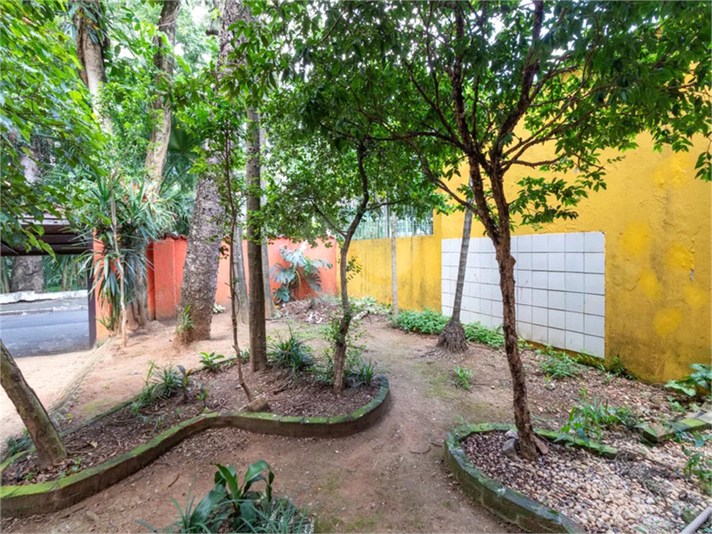 Casa à venda com 3 quartos, sendo 1 suíte,  em Alto da Lapa, São Paulo, SP
