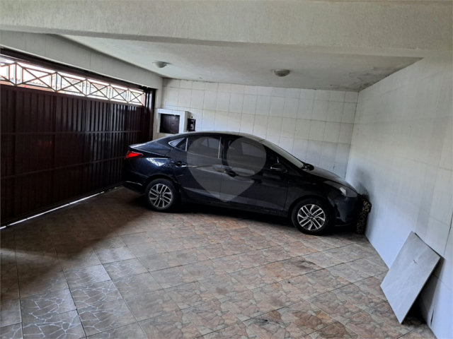 Sobrado à venda com 3 quartos, sendo 1 suíte,  em Jardim Prudência, São Paulo, SP