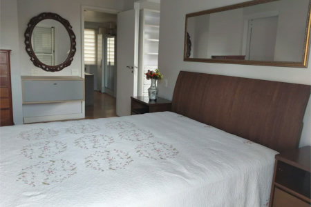 Apartamento à venda com 3 quartos, sendo 2 suítes,  em Cidade São Francisco, São Paulo, SP