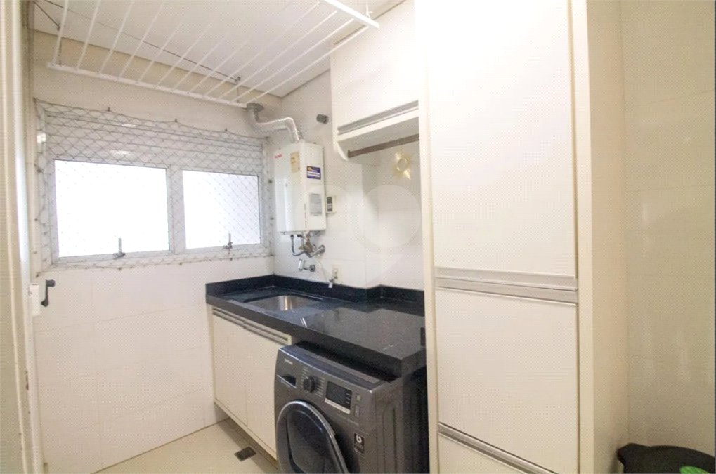 Apartamento à venda com 3 suítes em Jardim Dom Bosco, São Paulo, SP