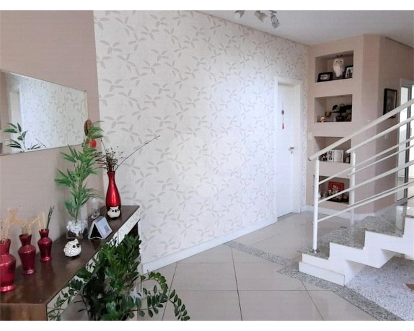 Casa à venda com 5 quartos, sendo 4 suítes, em Água Fria, São Paulo, SP