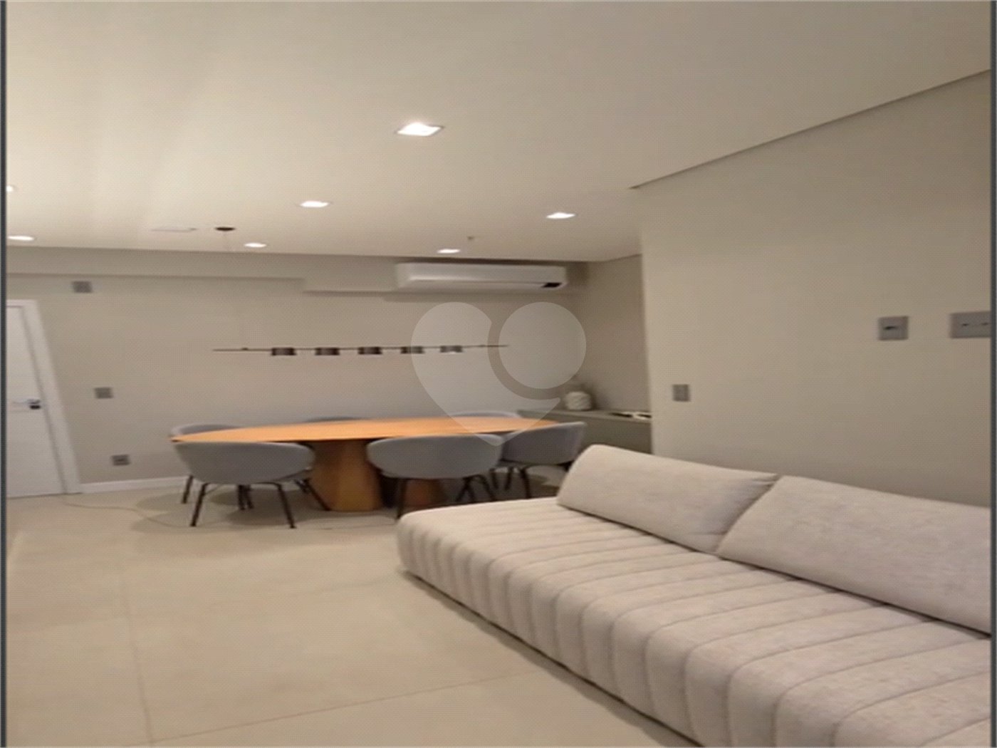 Apartamento à venda com 2 quartos, sendo 1 suíte,  em Jardim Maracanã, São José do Rio Preto, SP