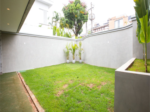 Casa à venda com 4 suítes no condomínio Casa Jardim Itaverá, São Paulo - SP
